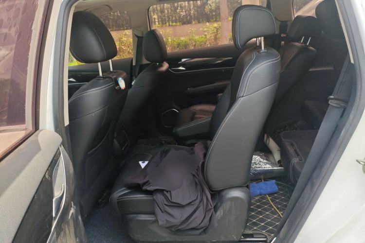 Used BYD Song MAX 2019 1.5T Automatic Smart Connect Ruiyi Sunroof Version 6 Seats China VI Standard Left Rear Seat