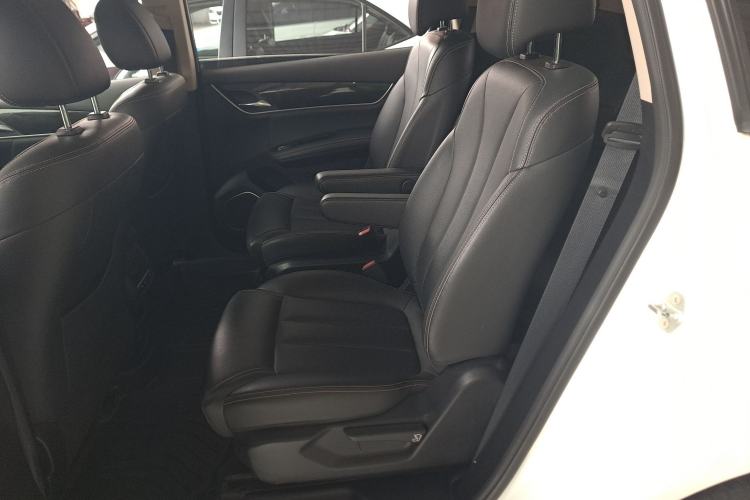 Used BYD Song MAX 2019 1.5T Automatic Smart Connect Ruiyi Sunroof Version 6 Seats China VI Standard Left Rear Seat