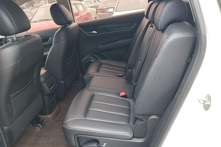 Used BYD Song MAX 2019 1.5T Automatic Smart Connect Ruiyi Sunroof Model 7 Seats China VI Standard Left Rear Seat