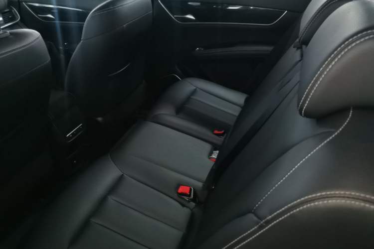 Used BYD Song MAX 2019 1.5T Automatic Smart Connect Prestige 7-Seater China VI Standard Left Rear Seat