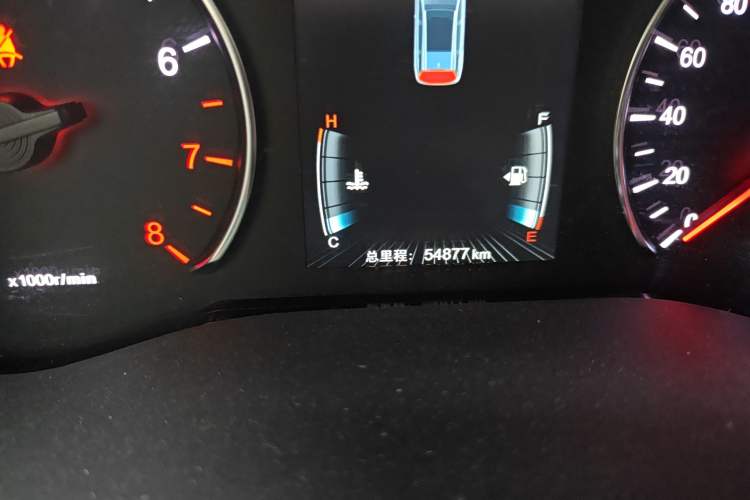 Used BYD Song MAX 2019 1.5T Automatic Smart Connect Ruiyi Model 7 Seats China V Emission Standard Odometer Close Up