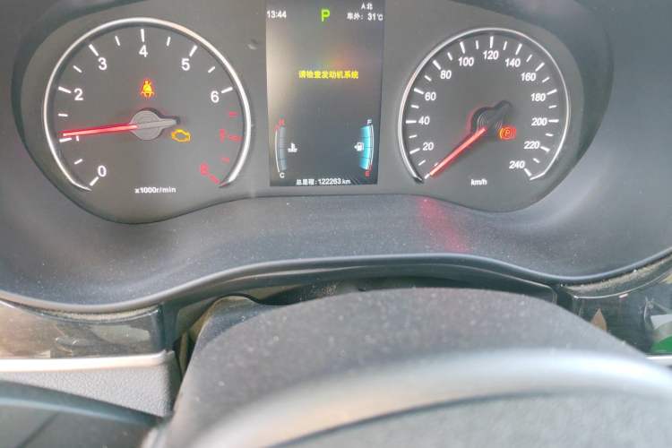 Used BYD Song MAX 2019 1.5T Automatic Smart Connect Ruiyi Sunroof Model 7 Seats China VI Standard Odometer Close Up