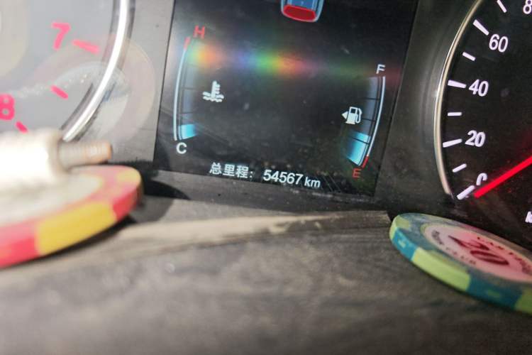 Used BYD Song MAX 2019 1.5T Manual Smart Connect Ruiyi Sunroof Model 6 Seats China VI Standard Odometer Close Up