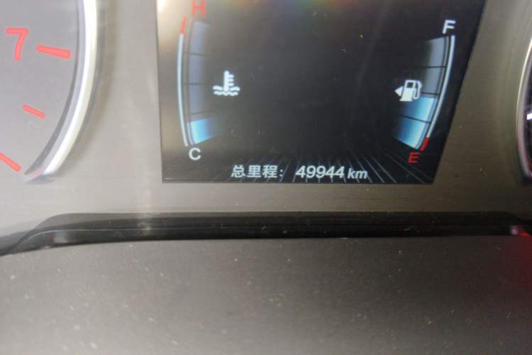Used BYD Song MAX 2019 1.5T Manual Smart Connect Ruiyi Sunroof Model 7 Seats China VI Standard Odometer Close Up
