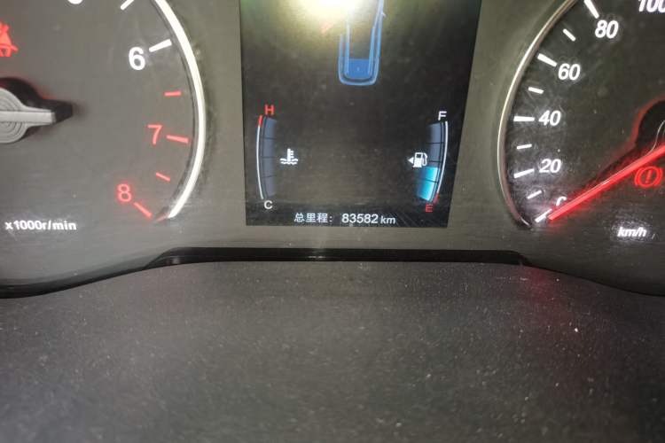 Used BYD Song MAX 2019 1.5T Manual Smart Connect Ruiyi Sunroof Model 7 Seats China VI Standard Odometer Close Up