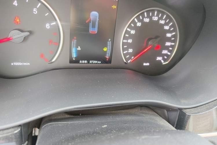 Used BYD Song MAX 2019 1.5T Automatic Smart Connect Ruiyi Model 6-Seater China V Standard Odometer Close Up