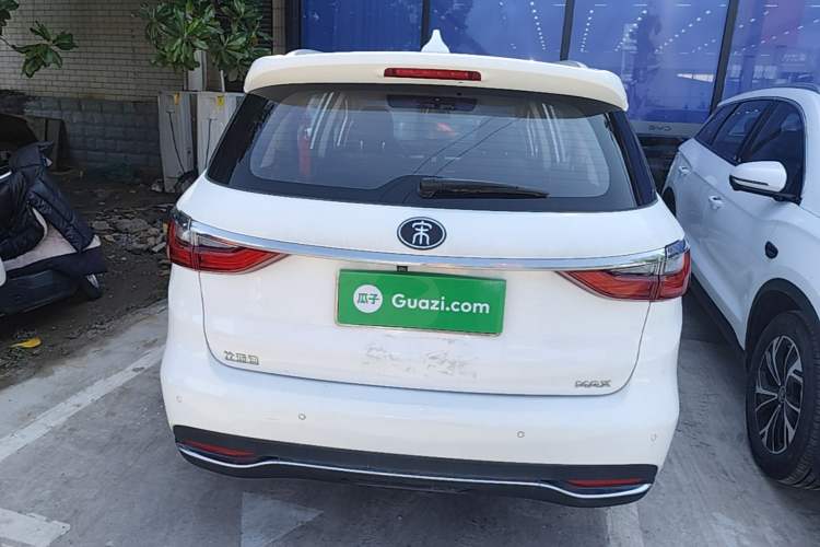 Used BYD Song MAX 2019 1.5T Automatic Smart Connect Ruiyi Sunroof Model 7 Seats China VI Standard Rear