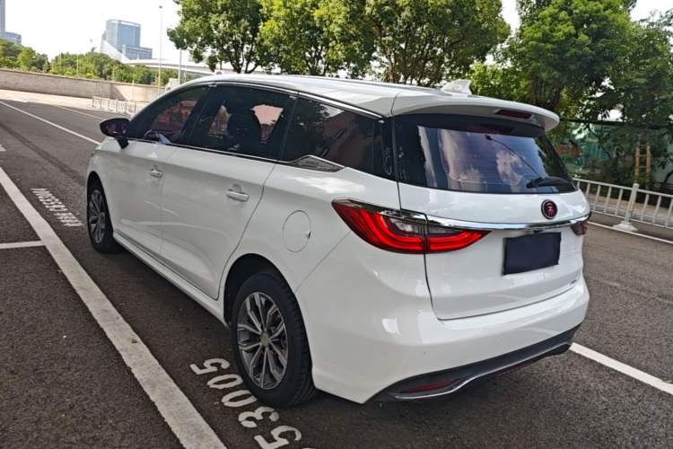 Used BYD Song MAX 2019 1.5T Automatic Smart Connect Ruiyi Sunroof Model 7 Seats China VI Standard Rear Left 45 Deg
