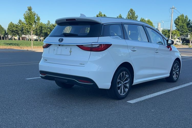 Used BYD Song MAX 2019 1.5T Automatic Smart Connect Prestige Model 6 Seats China VI Standard Rear Right 45 Deg
