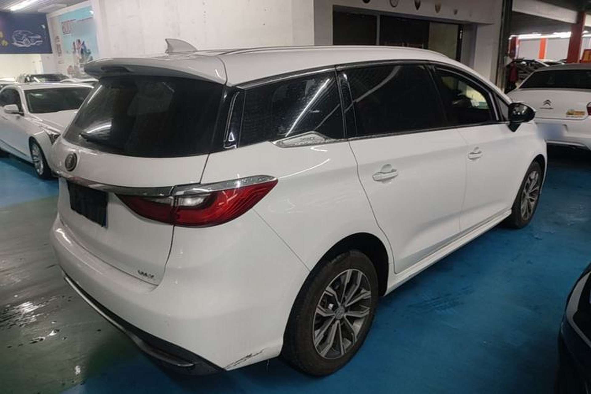 Used BYD Song MAX 2019 1.5T Automatic Smart Connect ZhiLian RuiDong 6 Seats China VI Standard Rear Right 45 Deg
