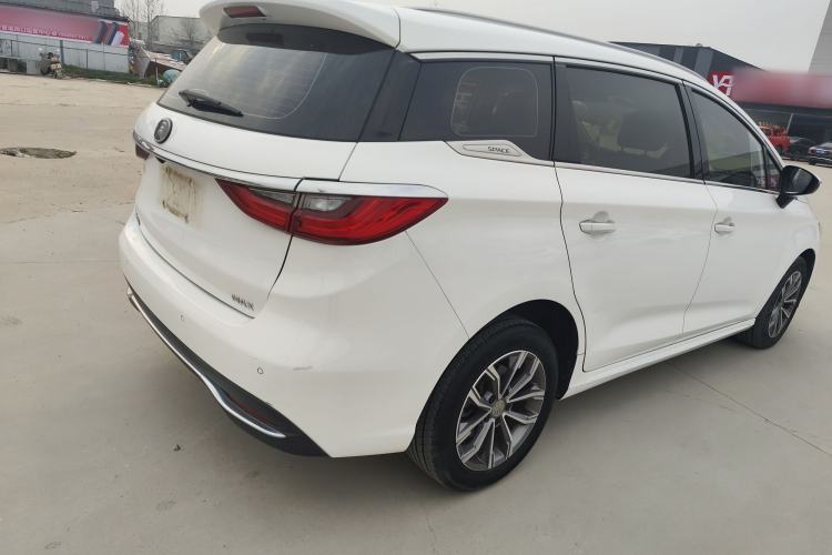 Used BYD Song MAX 2019 1.5T Automatic Smart Connect Ruiyi Model 7 Seats China V Emission Standard Rear Right 45 Deg