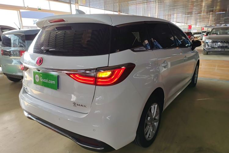Used BYD Song MAX 2019 1.5T Manual Smart Connect Ruiyi Model 7 Seats China V Emission Standard Rear Right 45 Deg