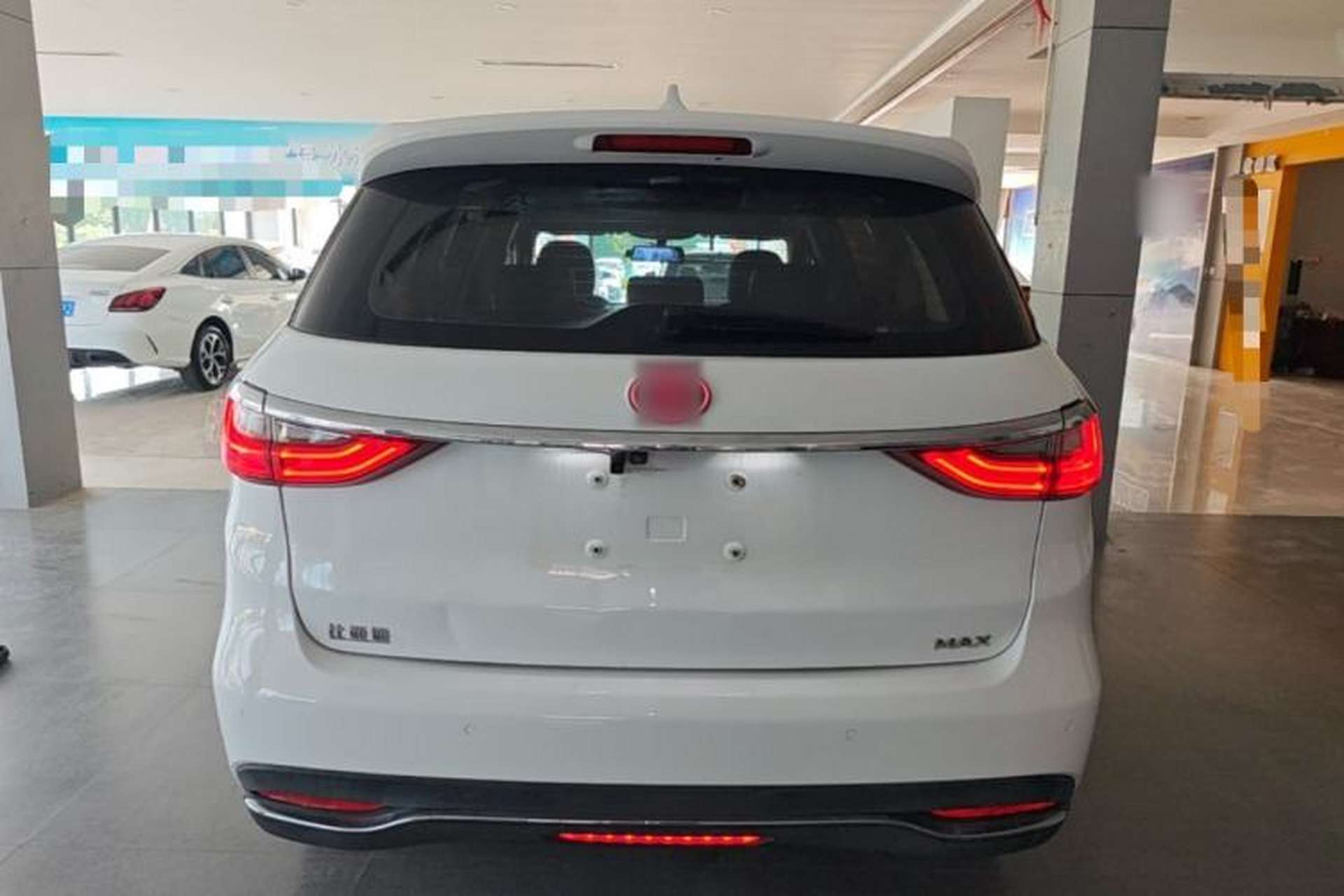 Used BYD Song MAX 2019 1.5T Manual Smart Connect Ruiyi Sunroof Model 7 Seats China VI Standard Rear