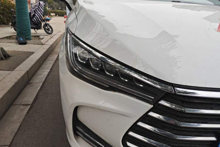 Used BYD Song MAX 2019 1.5T Automatic Smart Connect Ruiyi Model 7 Seats China V Emission Standard Right Front Headlight