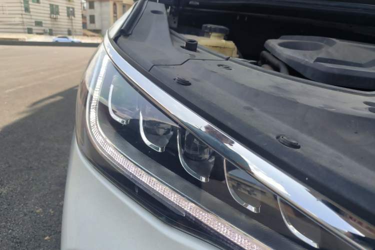 Used BYD Song MAX 2019 1.5T Manual Smart Connect Ruiyi Model 7 Seats China V Emission Standard Right Front Headlight