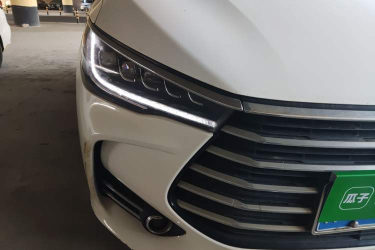 Used BYD Song MAX 2019 1.5T Automatic Smart Connect Ruiyi Sunroof Version 6 Seats China VI Standard Right Front Headlight