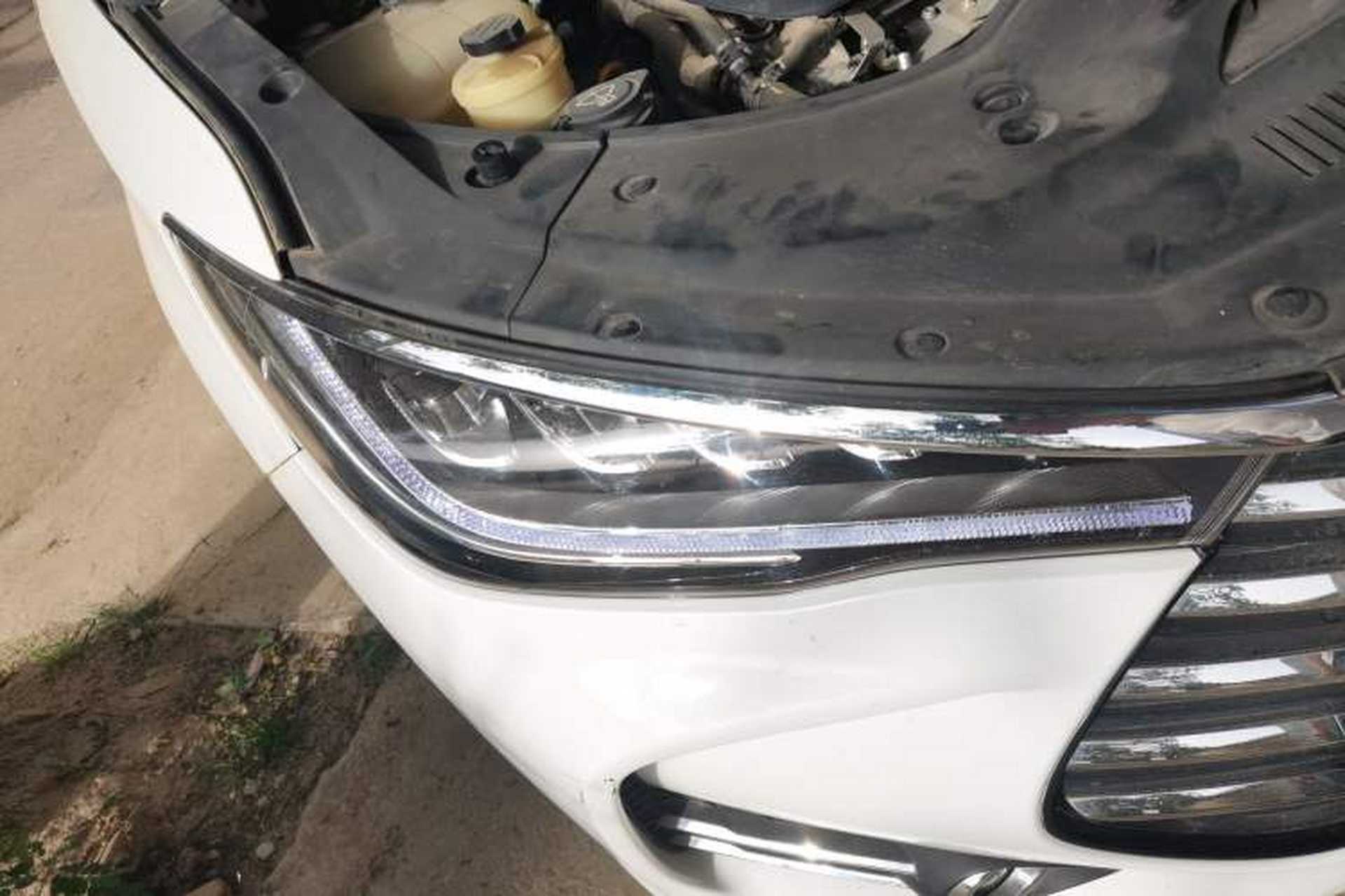 Used BYD Song MAX 2019 1.5T Manual Smart Connect Ruiyi Sunroof Model 7 Seats China VI Standard Right Front Headlight