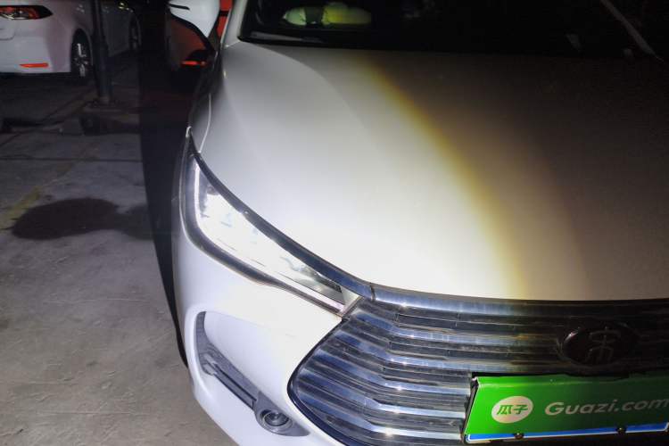 Used BYD Song MAX 2019 1.5T Manual Smart Connect Ruiyi Sunroof Model 7 Seats China VI Standard Right Front Headlight