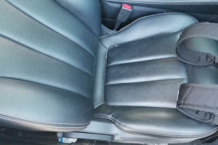 Used BYD Song MAX 2019 1.5T Automatic Smart Connect Ruiyi Model 6-Seater China V Standard Right Front Seat