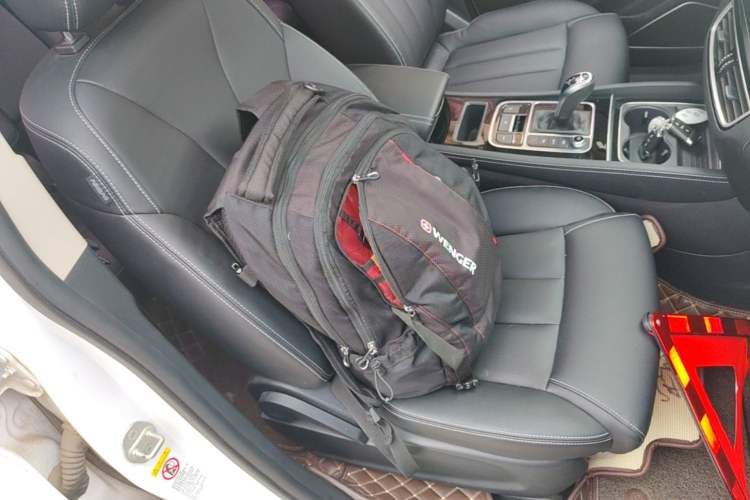 Used BYD Song MAX 2019 1.5T Automatic Smart Connect Prestige 7-Seater China VI Standard Right Front Seat