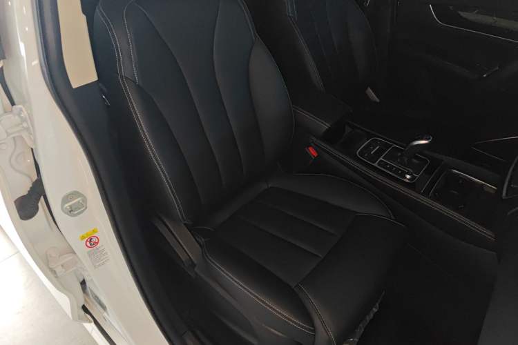 Used BYD Song MAX 2019 1.5T Automatic Smart Connect Ruiyi Sunroof Version 6 Seats China VI Standard Right Front Seat