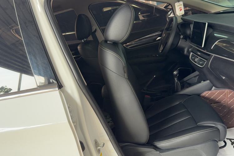 Used BYD Song MAX 2019 1.5T Manual Smart Connect Ruiyi Model 7 Seats China V Emission Standard Right Front Seat