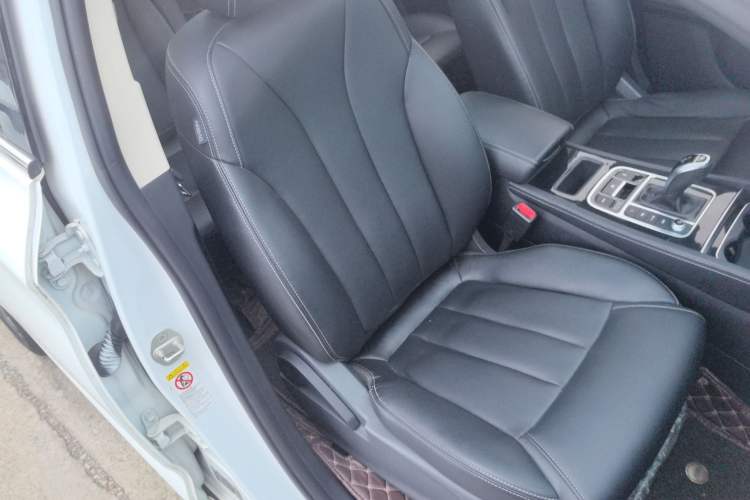 Used BYD Song MAX 2019 1.5T Automatic Smart Connect Prestige Model 6 Seats China V Standard Right Front Seat