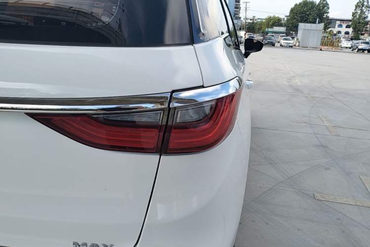 Used BYD Song MAX 2019 1.5T Automatic Smart Connect Ruiyi Sunroof Model 7 Seats China VI Standard Right Rear Taillight