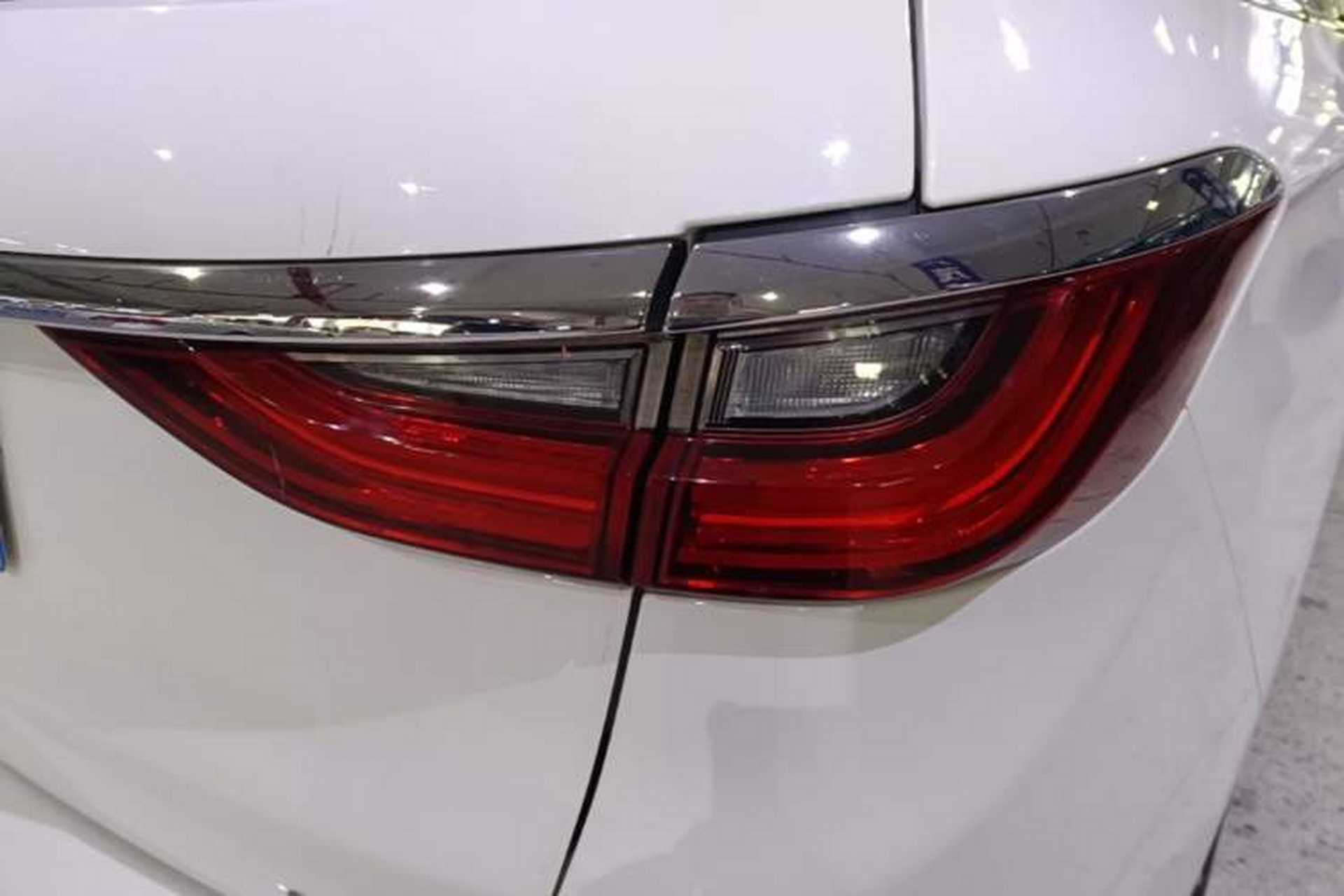 Used BYD Song MAX 2019 1.5T Automatic Smart Connect Ruiyi Sunroof Model 7 Seats China VI Standard Right Rear Taillight