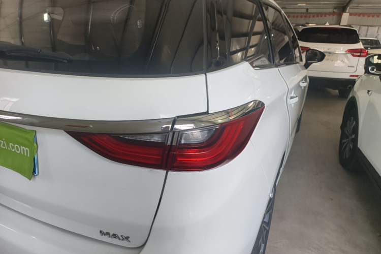 Used BYD Song MAX 2019 1.5T Automatic Smart Connect Ruiyi Sunroof Model 7 Seats China VI Standard Right Rear Taillight
