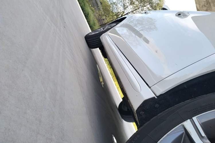 Used BYD Song MAX 2019 1.5T Automatic Smart Connect Ruiyi Sunroof Model 7 Seats China VI Standard Right Side Sill