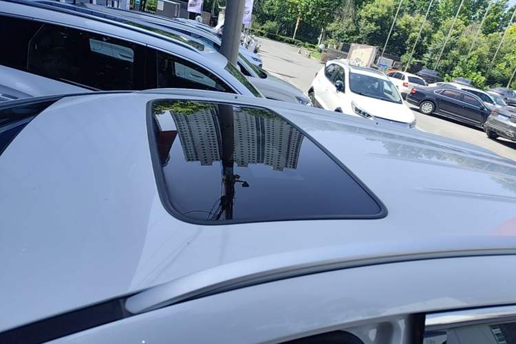 Used BYD Song MAX 2019 1.5T Automatic Smart Connect Ruiyi Sunroof Model 7 Seats China VI Standard Roof