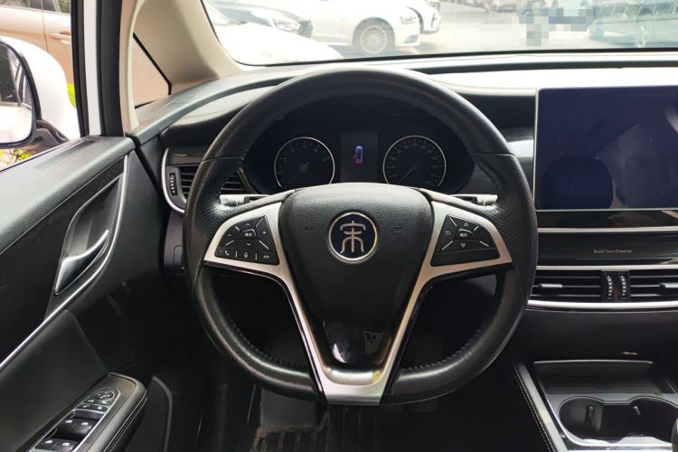 Used BYD Song MAX 2019 1.5T Automatic Smart Connect Ruiyi Sunroof Model 7 Seats China VI Standard Steering Wheel