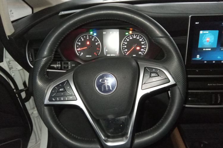 Used BYD Song MAX 2019 1.5T Automatic Smart Connect Ruiyi Sunroof Version 6 Seats Emission Standard China V Steering Wheel