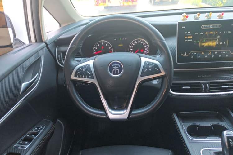 Used BYD Song MAX 2019 1.5T Automatic Smart Connect Ruiyi Sunroof Version 6 Seats China VI Standard Steering Wheel