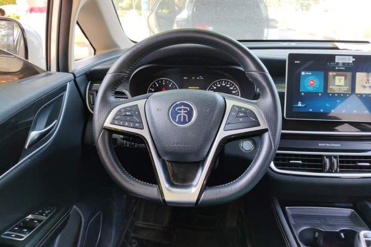 Used BYD Song MAX 2019 1.5T Automatic Smart Connect Ruiyi Sunroof Model 7 Seats China VI Standard Steering Wheel