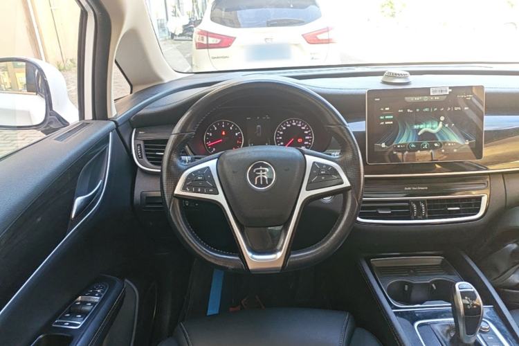 Used BYD Song MAX 2019 1.5T Automatic Smart Connect Ruiyi Sunroof Model 7 Seats China VI Standard Steering Wheel