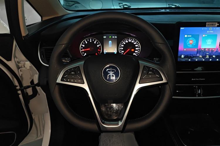 Used BYD Song MAX 2019 1.5T Automatic Smart Connect Ruiyi Sunroof Version 6 Seats China VI Standard Steering Wheel