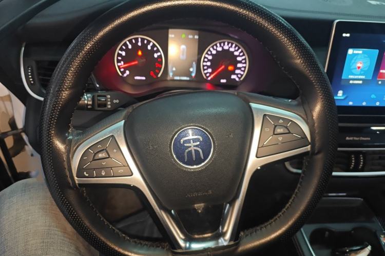 Used BYD Song MAX 2019 1.5T Automatic Smart Connect Ruiyi Sunroof Version 6 Seats China VI Standard Steering Wheel