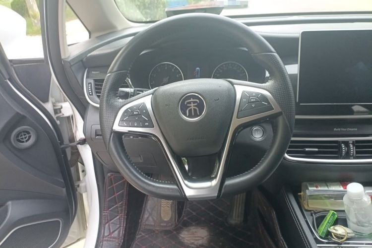 Used BYD Song MAX 2019 1.5T Automatic Smart Connect Ruiyi Sunroof Model 7 Seats China VI Standard Steering Wheel