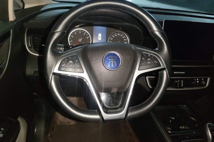 Used BYD Song MAX 2019 1.5T Automatic Smart Connect Ruiyi Sunroof Model 7 Seats China VI Standard Steering Wheel