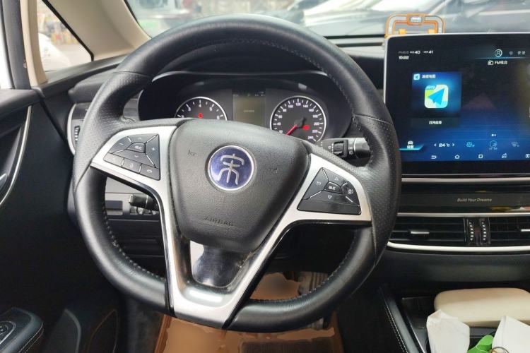 Used BYD Song MAX 2019 1.5T Automatic Smart Connect ZhiLian RuiDong 6-Seater China V Standard Steering Wheel