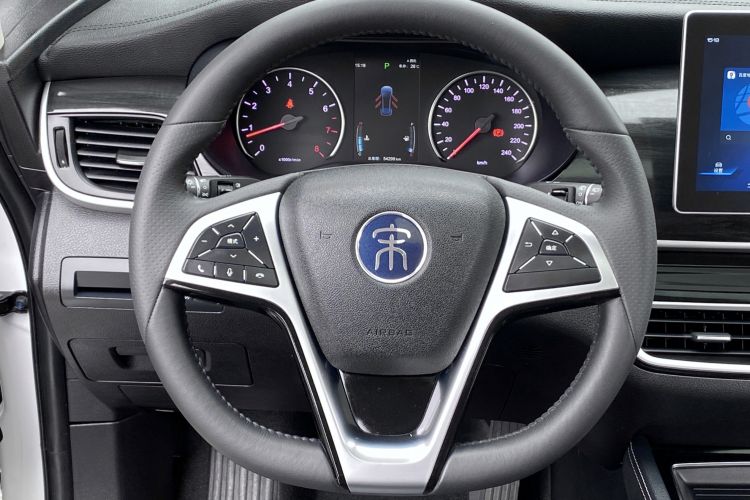 Used BYD Song MAX 2019 1.5T Automatic Smart Connect Ruiyi Model 7 Seats China V Emission Standard Steering Wheel
