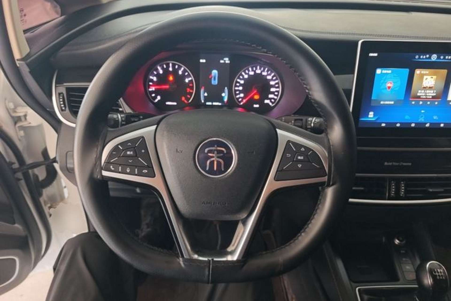 Used BYD Song MAX 2019 1.5T Manual Smart Connect Ruiyi Sunroof Model 7 Seats China VI Standard Steering Wheel