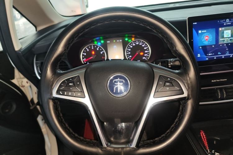 Used BYD Song MAX 2019 1.5T Automatic Smart Connect Ruiyi Sunroof Model 7 Seats China VI Standard Steering Wheel