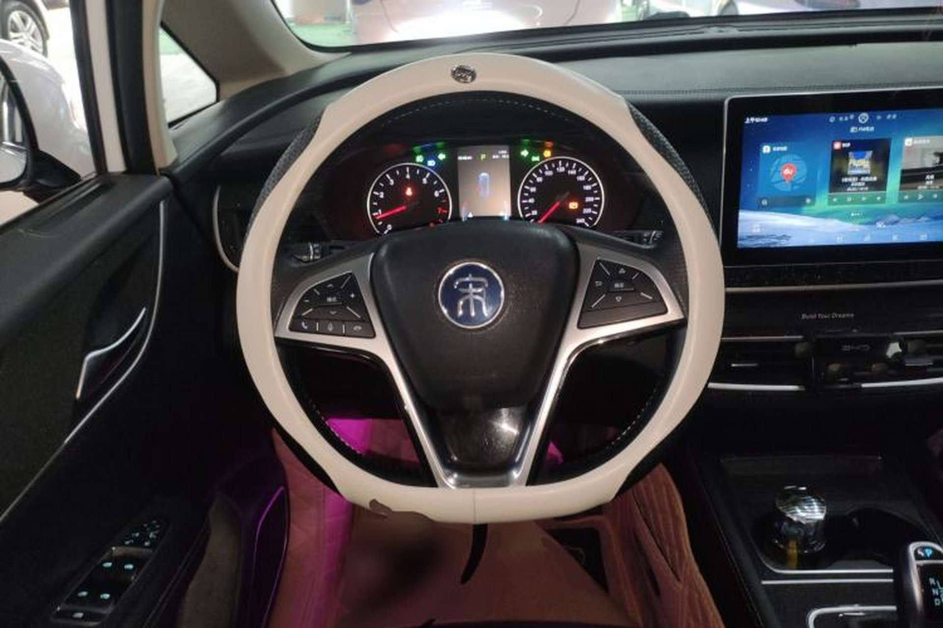 Used BYD Song MAX 2019 1.5T Automatic Smart Connect Ruiyi Sunroof Model 7 Seats China VI Standard Steering Wheel