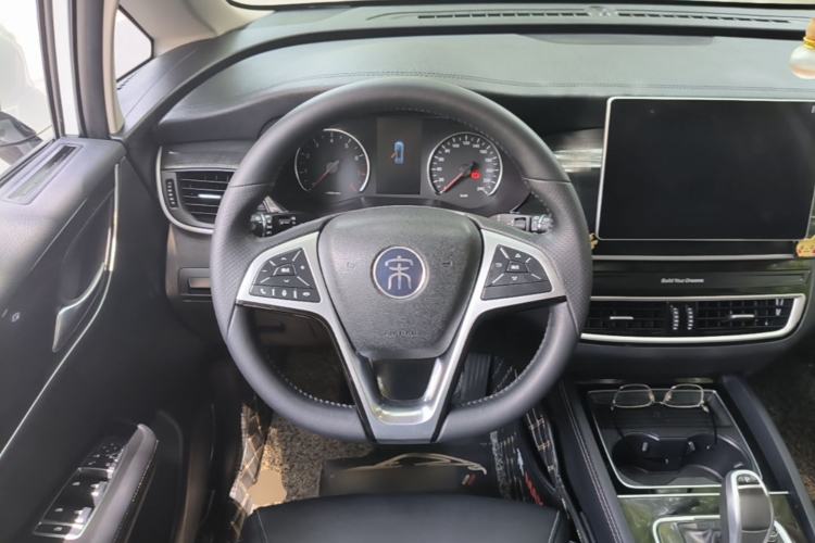 Used BYD Song MAX 2019 1.5T Automatic Smart Connect Ruiyi Sunroof Version 6 Seats China VI Standard Steering Wheel
