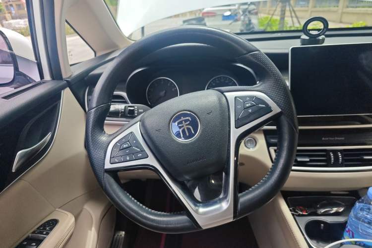 Used BYD Song MAX 2019 1.5T Automatic Smart Connect Ruiyi Model 7 Seats China V Emission Standard Steering Wheel