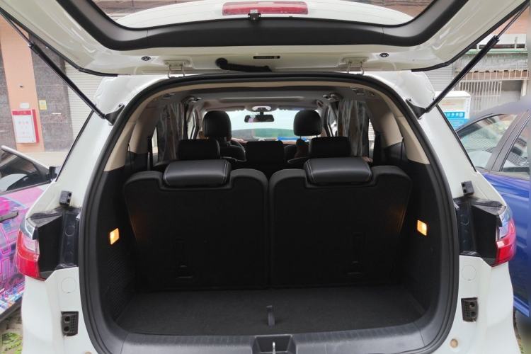 Used BYD Song MAX 2019 1.5T Automatic Smart Connect Ruiyi Sunroof Model 7 Seats China VI Standard Trunk