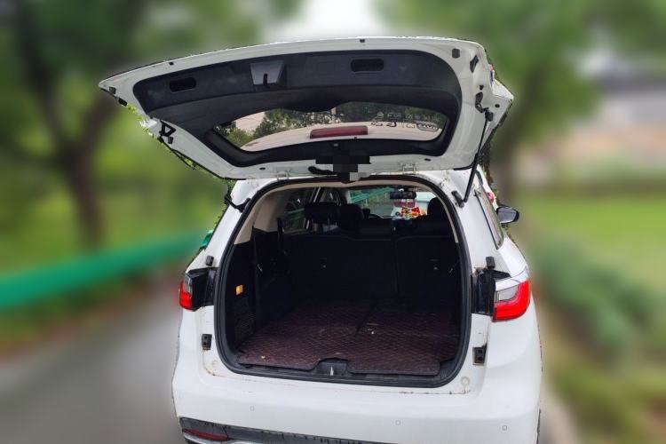 Used BYD Song MAX 2019 1.5T Automatic Smart Connect Ruiyi Sunroof Model 7 Seats China VI Standard Trunk